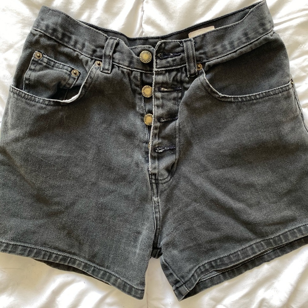 Vintage Mid-Thigh Denim Shorts